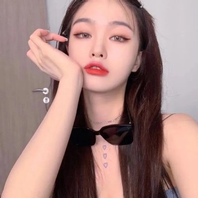 10号舱里的女人